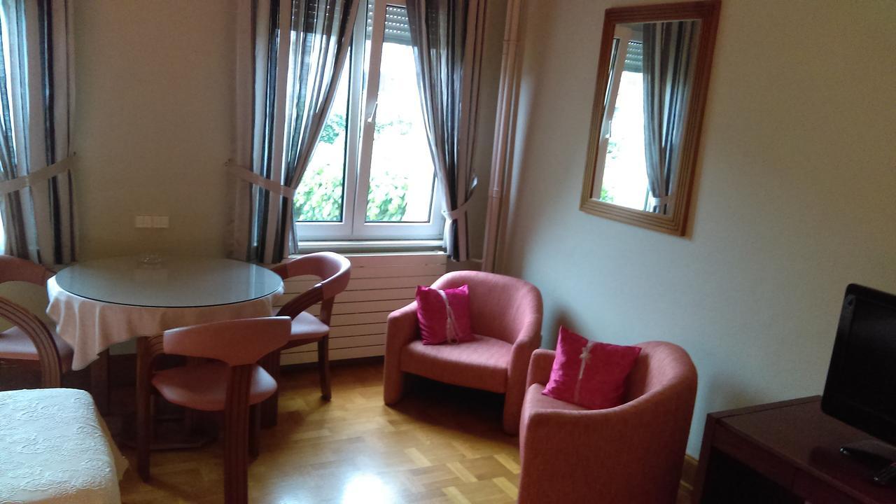 Hotel De L'Orangerie Strasburgo Esterno foto